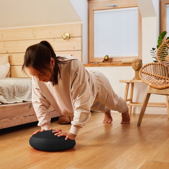 Балансировочная подушка-диск 4FIZJO MED+ 33 см сенсомоторная, массажная Black (P-5907739310149)