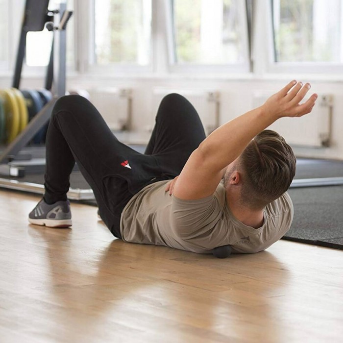 Массажный мяч Springos Lacrosse Ball 6.5 см FA0050, массажер для спины, ног, шеи, мфр