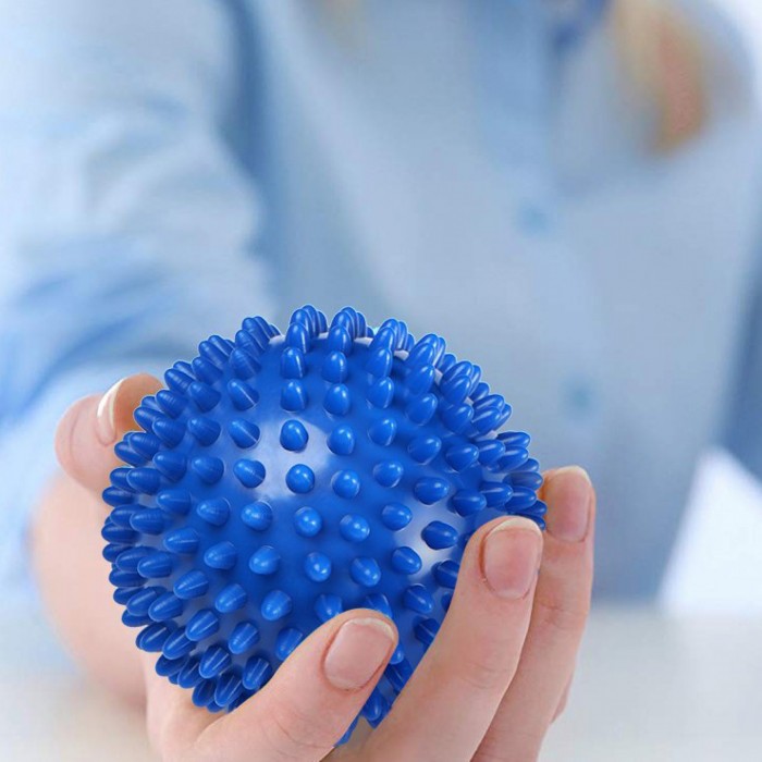 Массажный мяч с шипами Springos Spike Ball 9 см FA0019