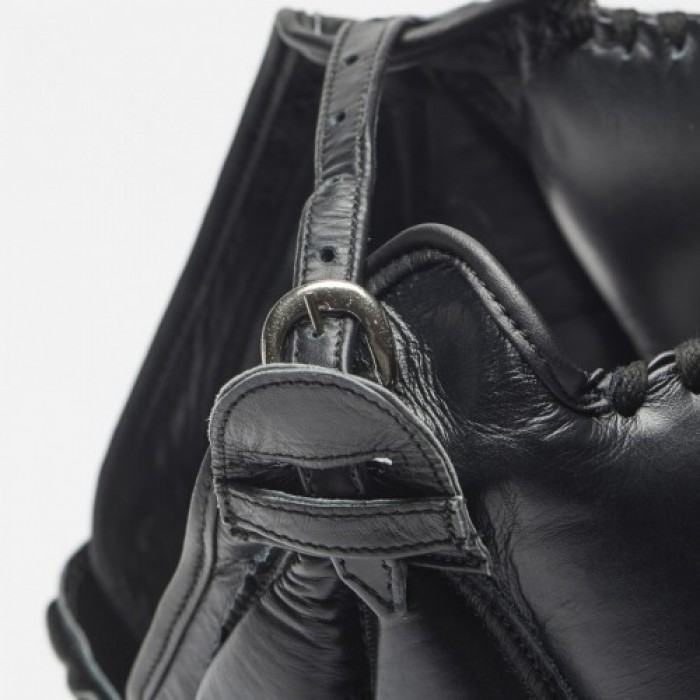 Боксерський шолом із бампером Leone Greatest Black S/M