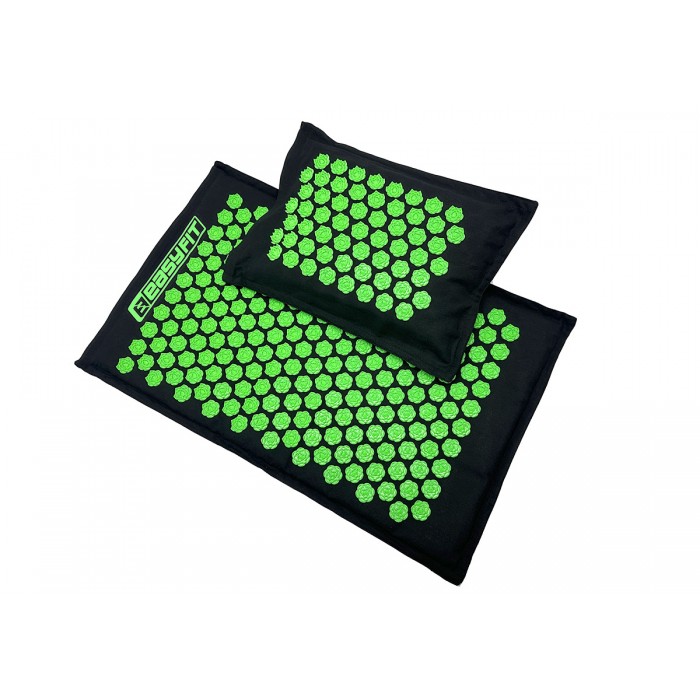 Массажный коврик EasyFit AcuRelax с иголками (аппликатор Кузнецова) черно-зеленый